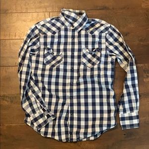 Men’s plaid button down